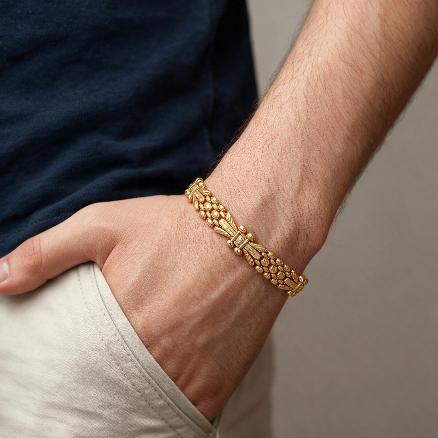 Men’s Kada Bracelet – Best Gold Bracelet for Men | SR Gold Wale