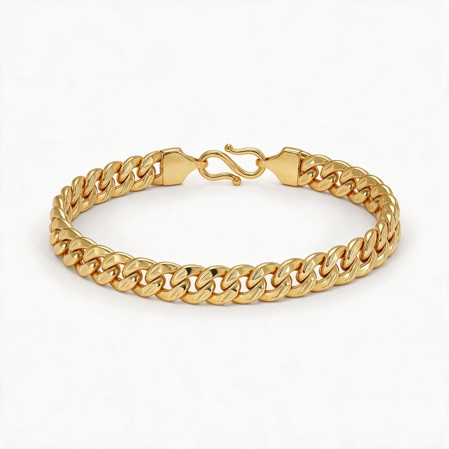 Diamond-Cut Cuban Link Gold Bracelet